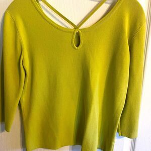 Ladies pullover crisscross top size xl